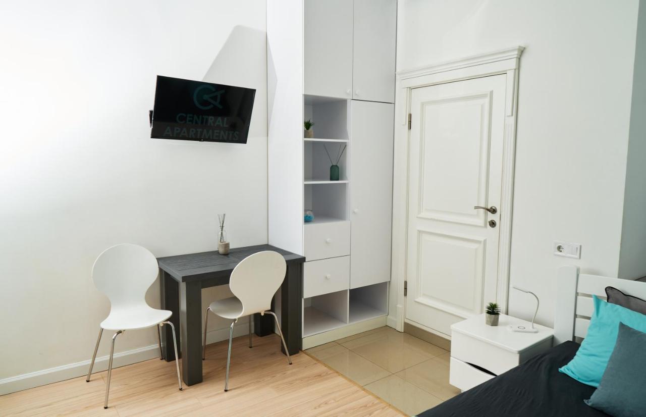 Сentral Apartments Charkov Buitenkant foto